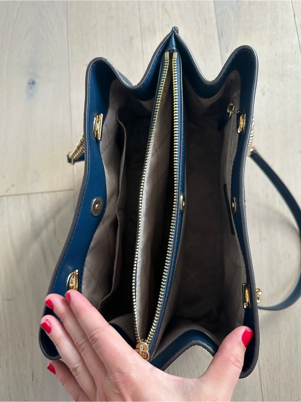 Michael Kors Shoulder Bag